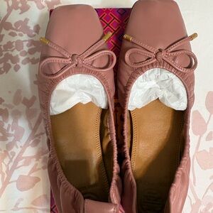Tory Burch Mauve Pink Square-Toe Ballet Flats with Bow size 6
